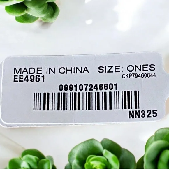 ๐2 x HOST PICK๐ NWT Madewell Chunky Domed Cuff Bracelet - Picture 6 of 7